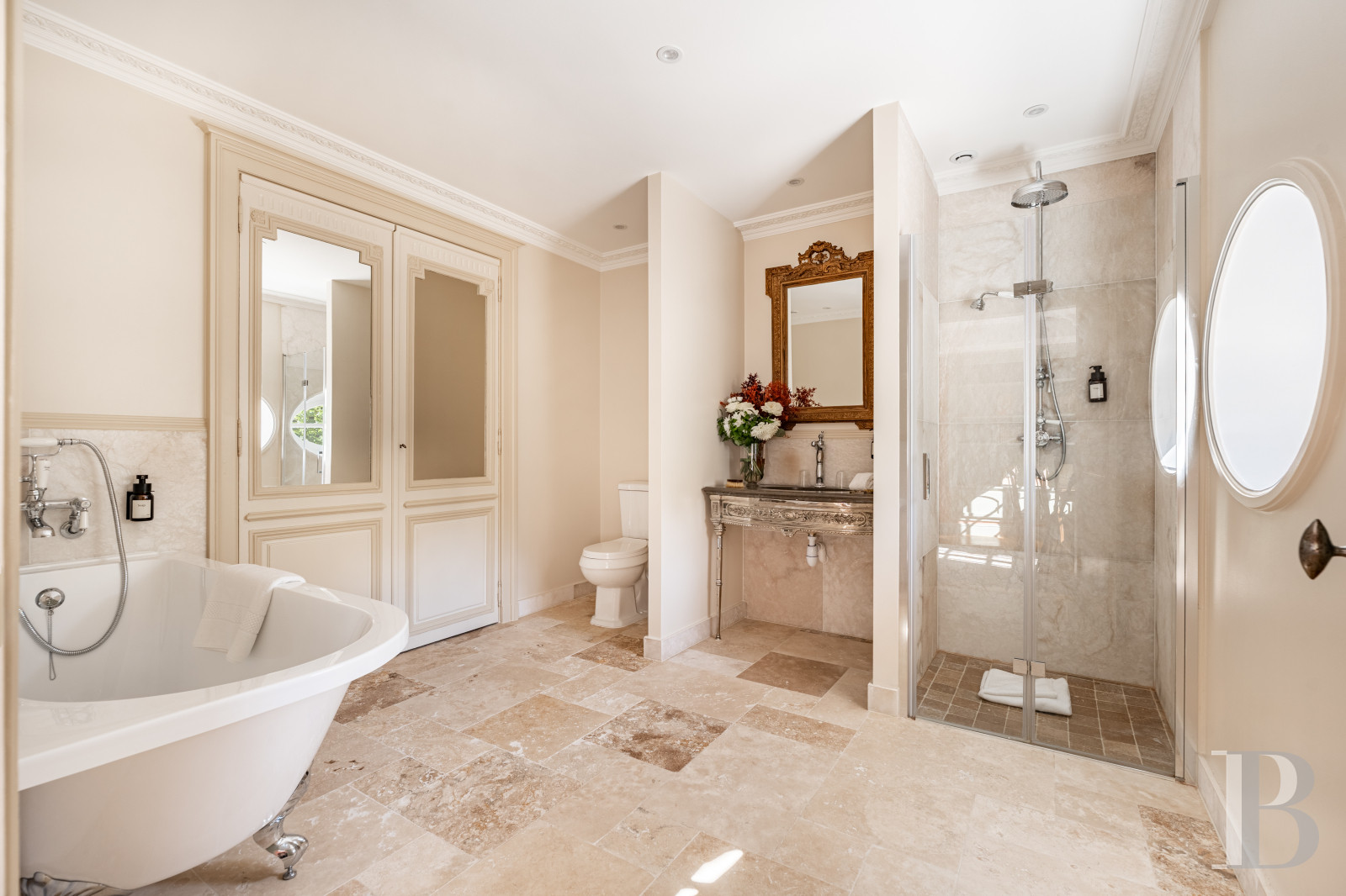 Dans l’Eure, à une heure trente de Paris, un château du 17e siècle et son parc de quarante hectares - photo  n°24